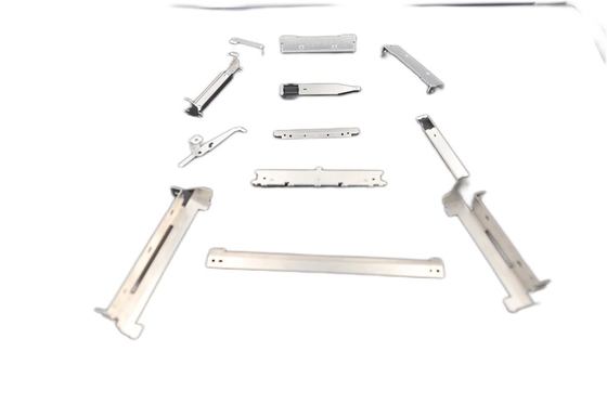 Design Hardware Plastic Parts Stamping Small Part Die Maker CE gecertificeerd roestvrij staal