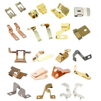 Eenvoudige verpakking Grootte 15X10X8 cm Op maat gemaakte elektrische batterij connector Metalen stempel schrapnel Elektrische contacten