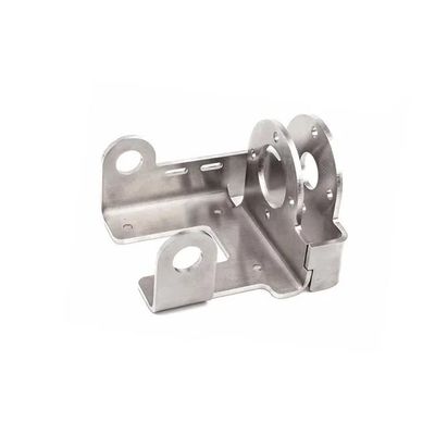 Op maat gemaakte precisiehardwareproducten Automobiele stempende onderdelen in roestvrij staal