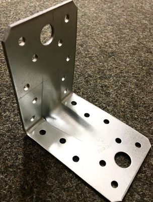 Hoogwaardige 90 graden hoekbeugels Precision Hardware Producten met stemproces