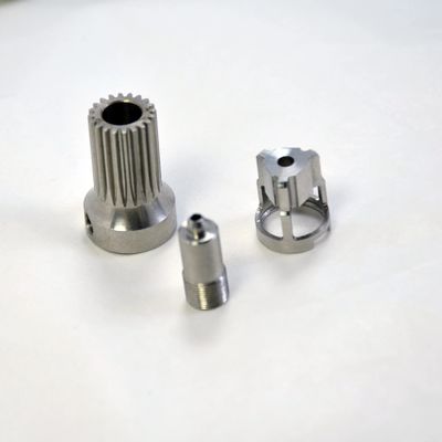 OEM CNC Custom Stamping Hardwareonderdelen en diensten voor het verwerken van roestvrij staal