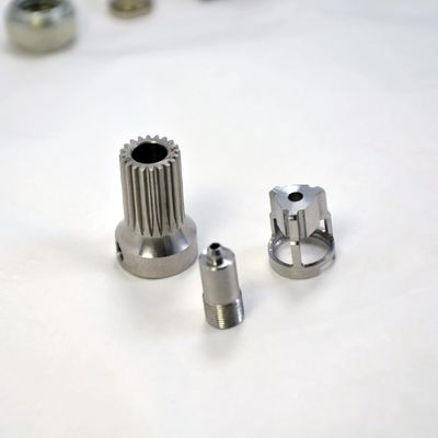 OEM CNC Custom Stamping Hardwareonderdelen en diensten voor het verwerken van roestvrij staal