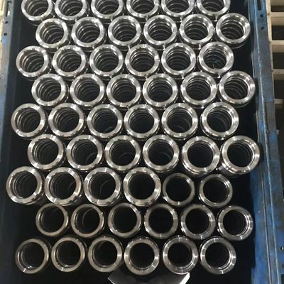 Op maat gemaakte gietonderdelen van roestvrij staal voor precisiebewerking in de autoindustrie