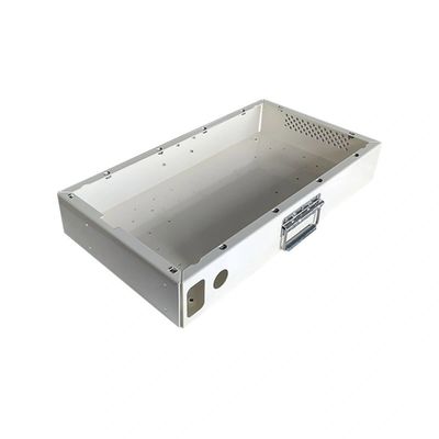 Stempelen van onderdelen van aluminium, ijzer en roestvrij staal voor CNC-lasersnijden, buigen, lassen