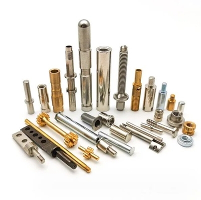 OEM CNC-hardwarekomponenten Op maat gemaakte gemachineerde koperen connectoren met stemproces