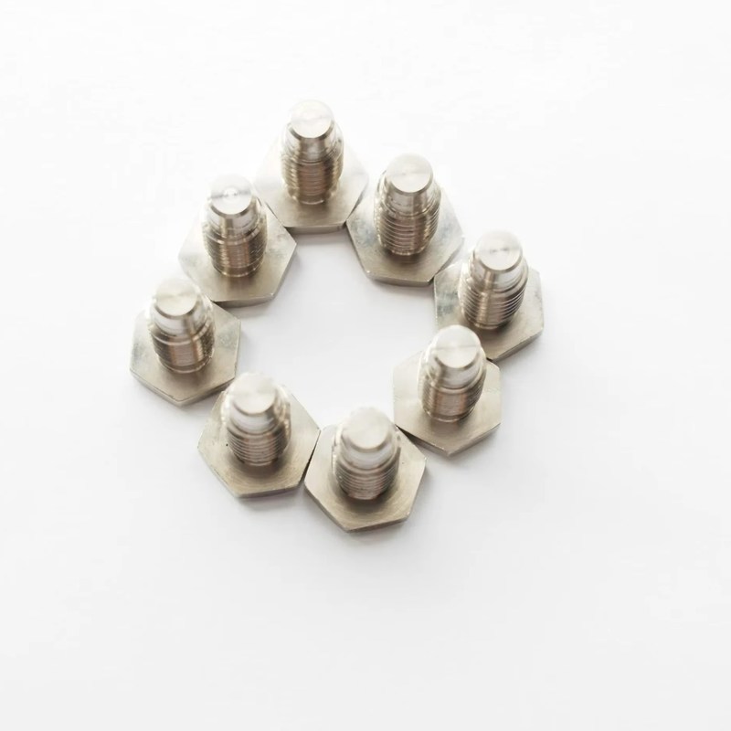 Precision hardware products CNC hardware processing schroefonderdelen voor het stempproces