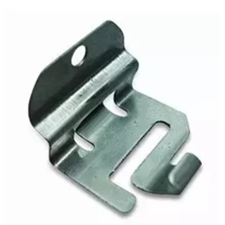 Precision Hardware Producten in Fabrieken Stempelproces Roestvrij staal veer clip